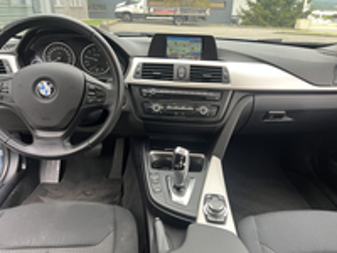 S&eacute;rie 3 320i xDrive 184 ch 149 g Lounge A 2015 occasion 73000 Chamb&eacute;ry