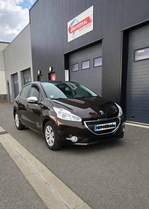 Peugeot 208 Finition Style 1.2 VTi 82 cv