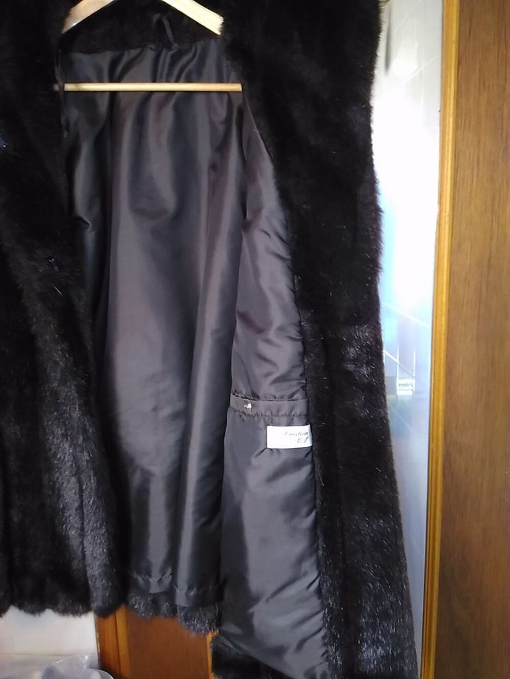 manteau fourrure synth&eacute;tique baisse prix Vêtements