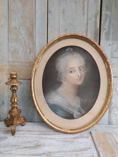 Tableau Portrait Féminin Dessin Pastel Style XVIIIème  250 Loches (37)