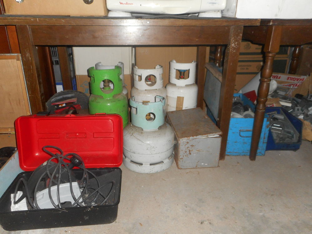 mobilier divers d&eacute;co outil bouteille horloge etc faire px Bricolage