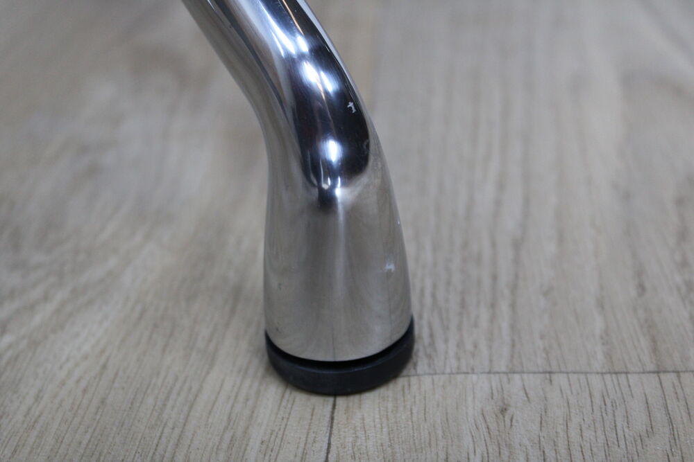Table hay "about a table aa20" ronde noir par hee welling Meubles