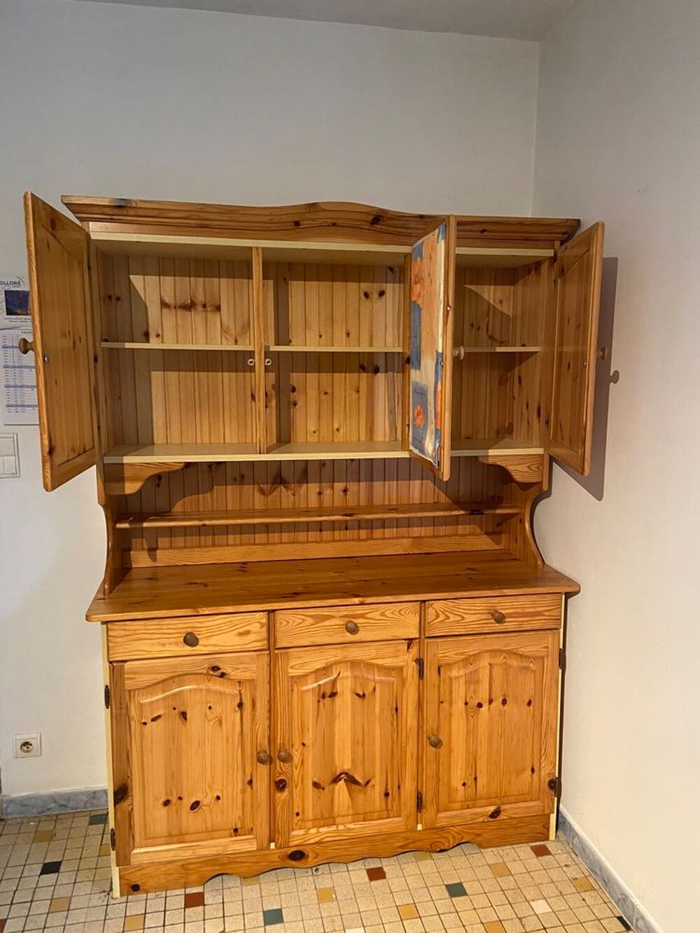 vaisselier en pin 3 portes Meubles