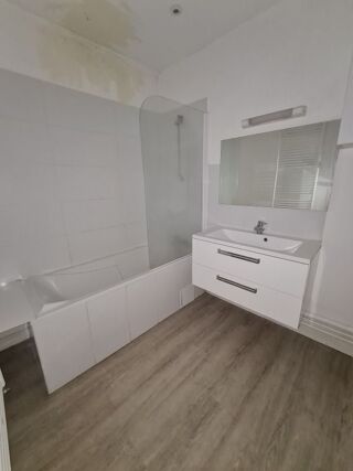  Appartement � louer 4 pi�ces 102 m�