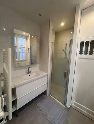  Appartement � louer 4 pi�ces 81 m�