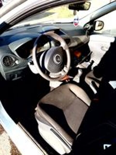 Annonce voiture Renault Clio III 6000 