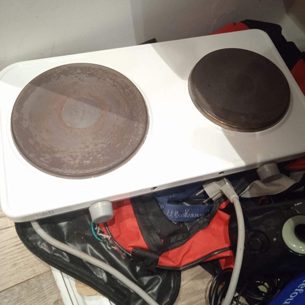 Double Plaque de cuisson marque riviera et bar Electroménager