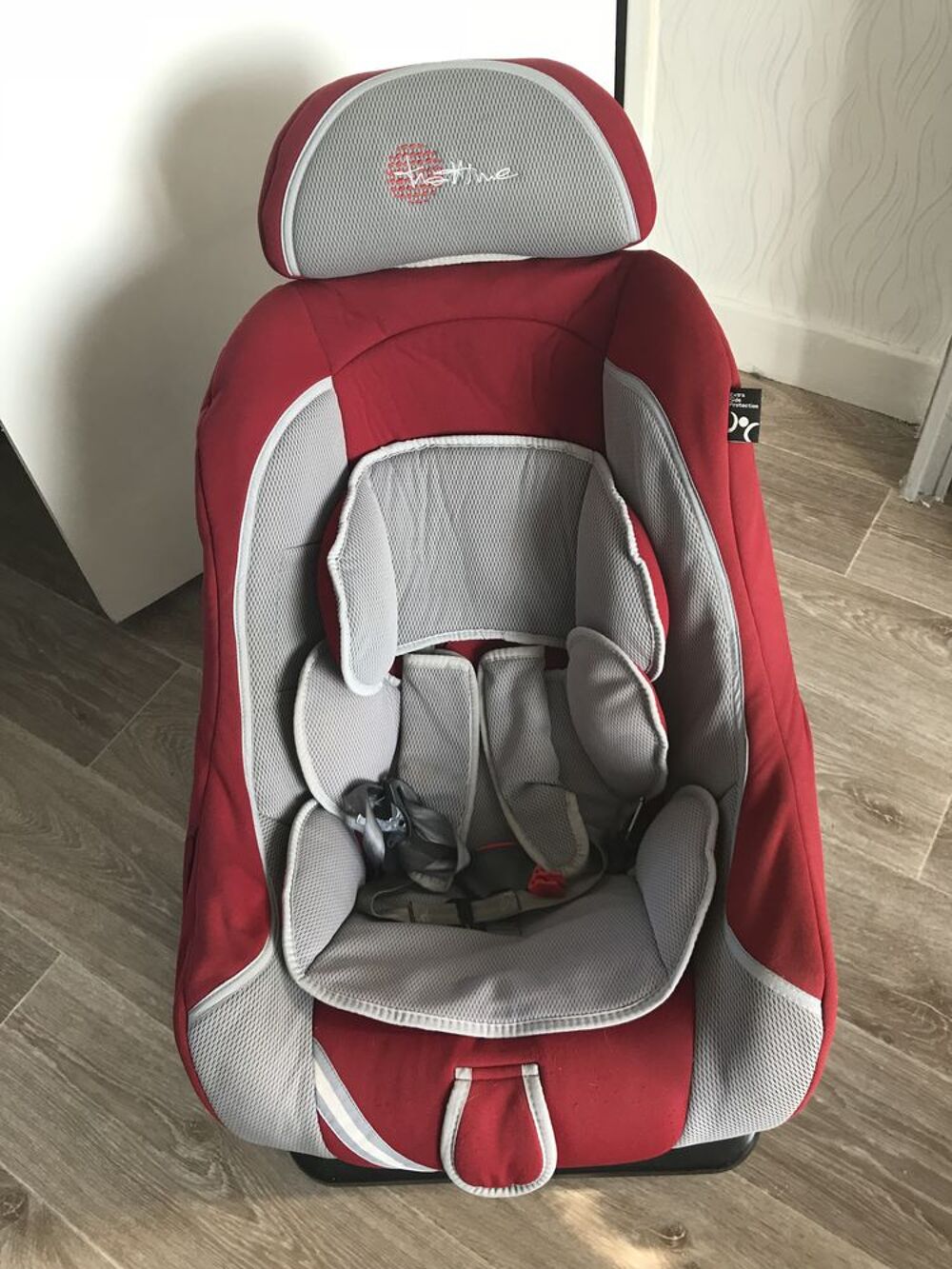 Siege auto pivotant pour enfant 0 &agrave; 18kg Puériculture