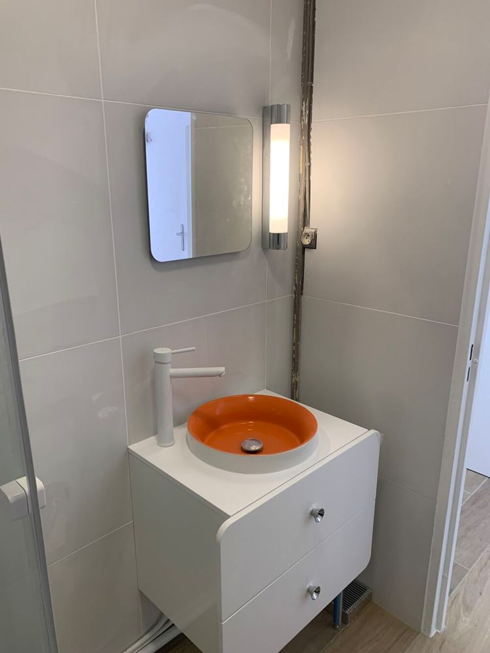 Location Appartement Proche gare studio 23m2 RDc meublé 780€ cc libre de suite Avon