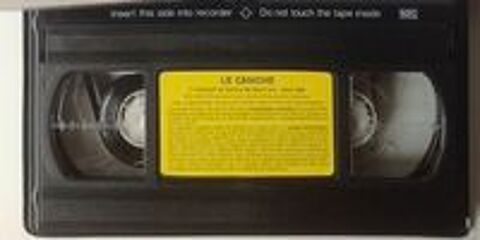   LE CANICHE CASSETTE ViDÉO
