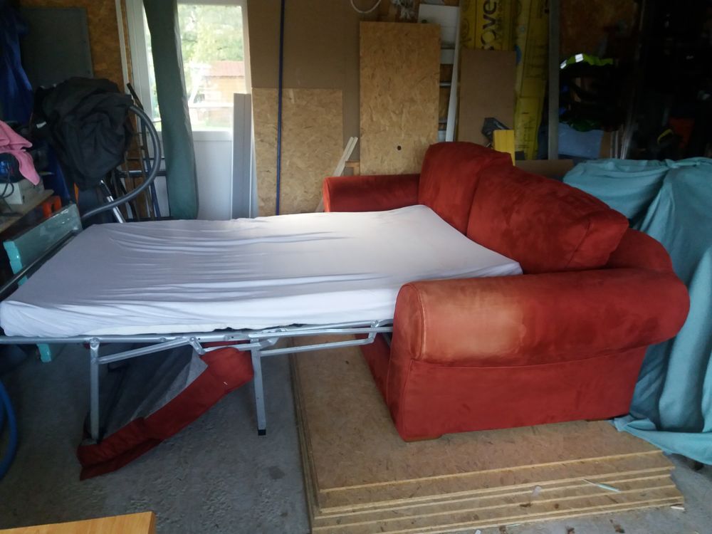 canape convertible rouge Meubles