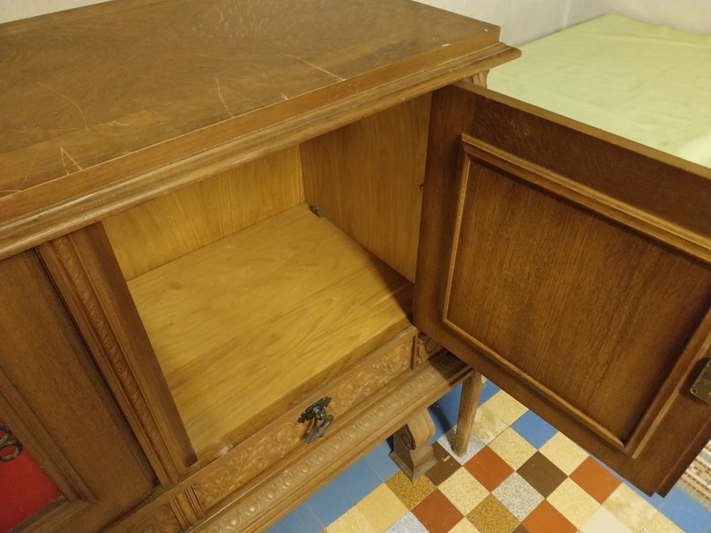 Don gratuit Buffet salle &agrave; de votre objet. Meubles