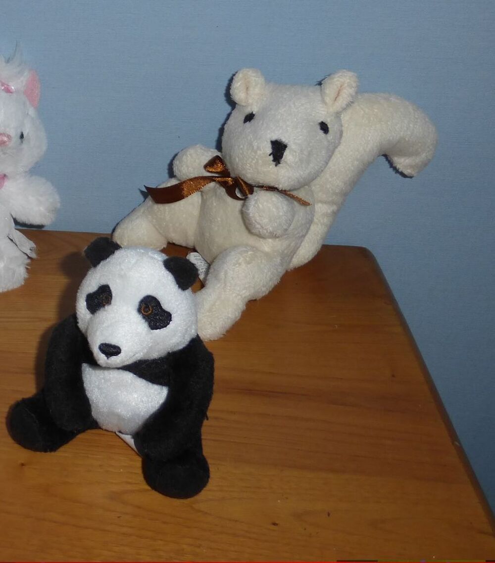 PELUCHES petites ANIMAUX Jeux / jouets