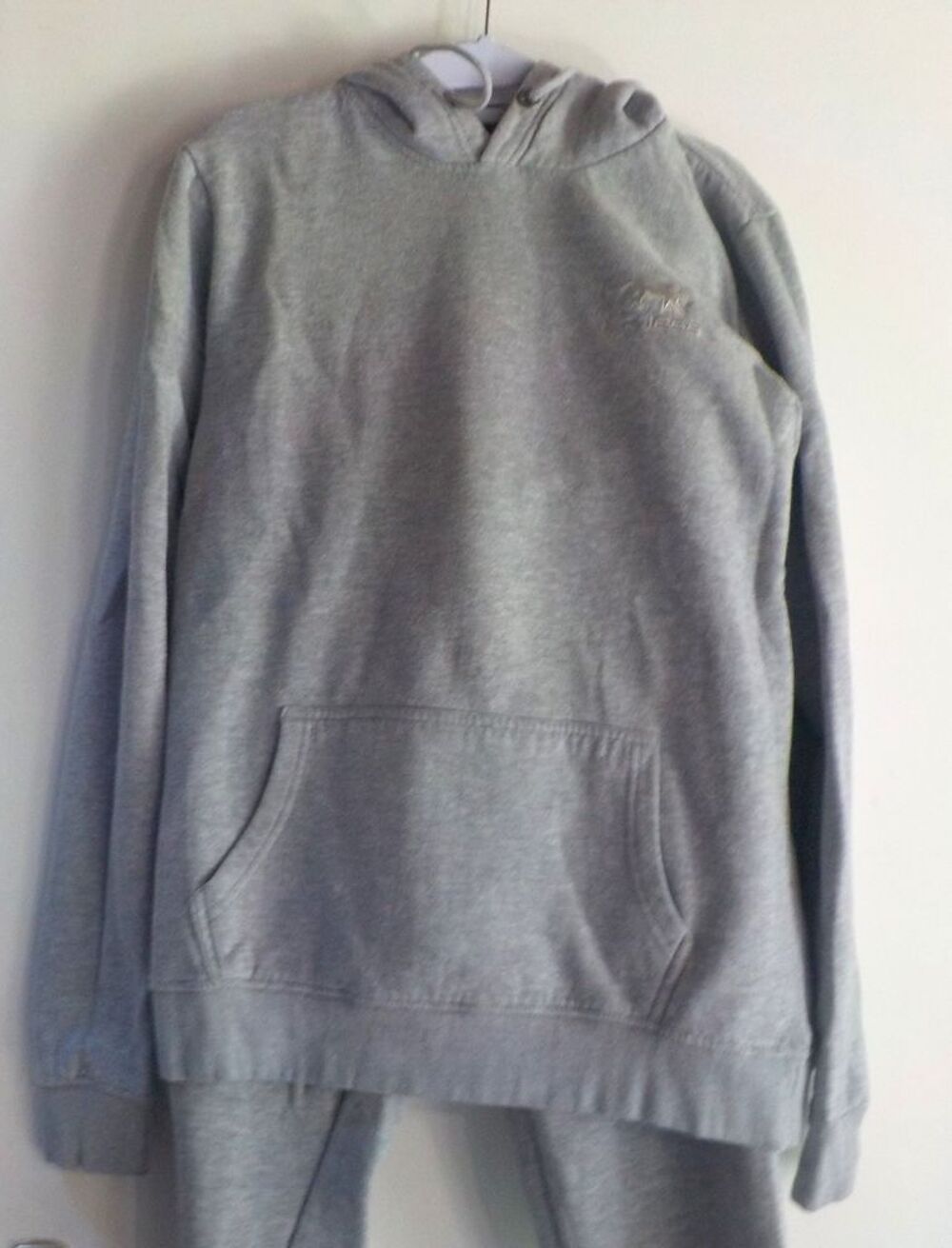 JOGGING GRIS AIRNESS HOMME TAILLE L Vêtements