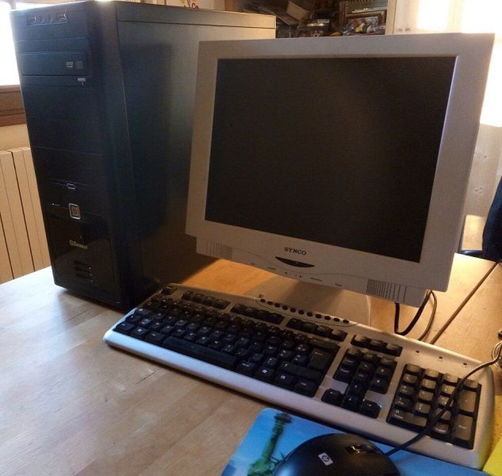 Station Pc tour ACER M261 Windows 10 Matériel informatique