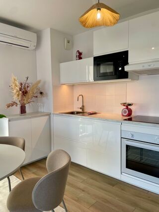  Appartement à vendre 4 pièces 81 m² Fabrègues
