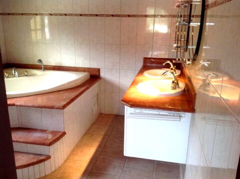  Villa � louer 1 pi�ce 120 m�