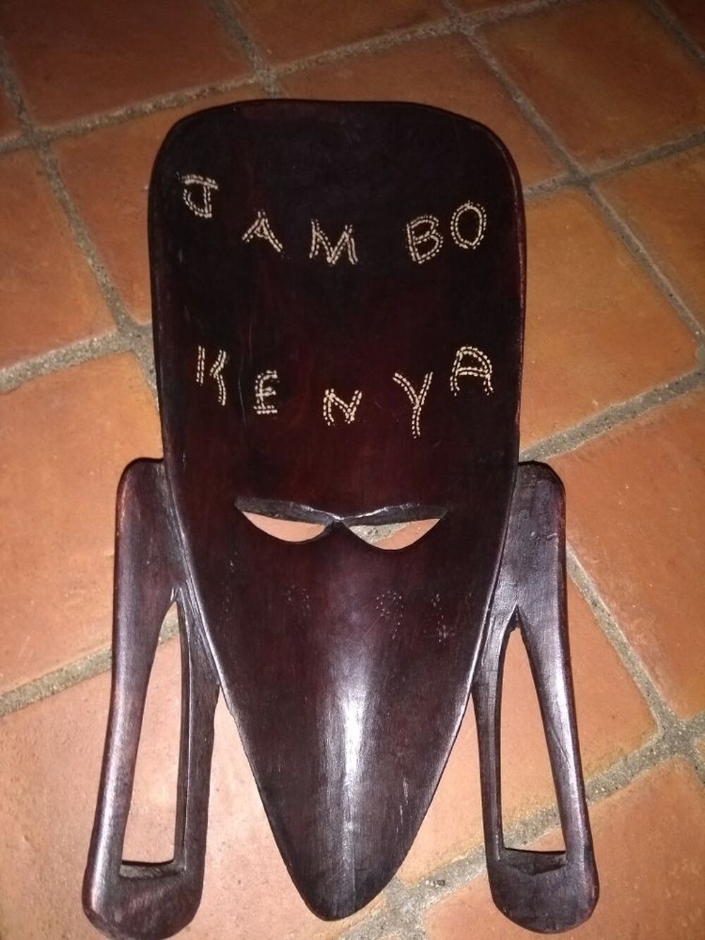 masque Kenya JAMBO Dcoration