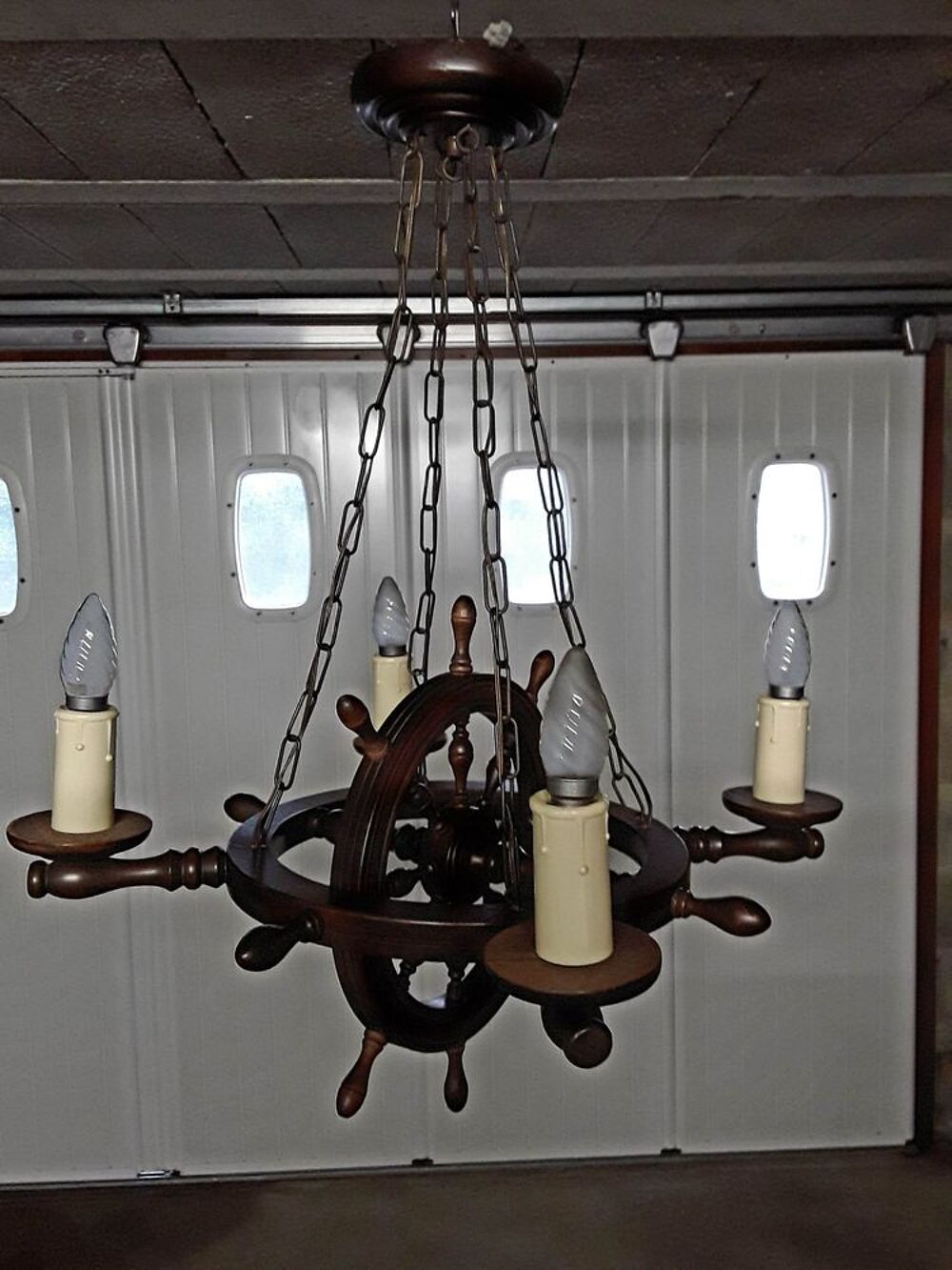 Lustre bois . Décoration