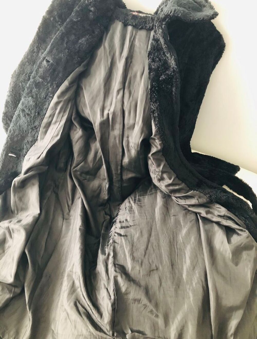 Beau Manteau Long Noir imitation fourrure Vêtements