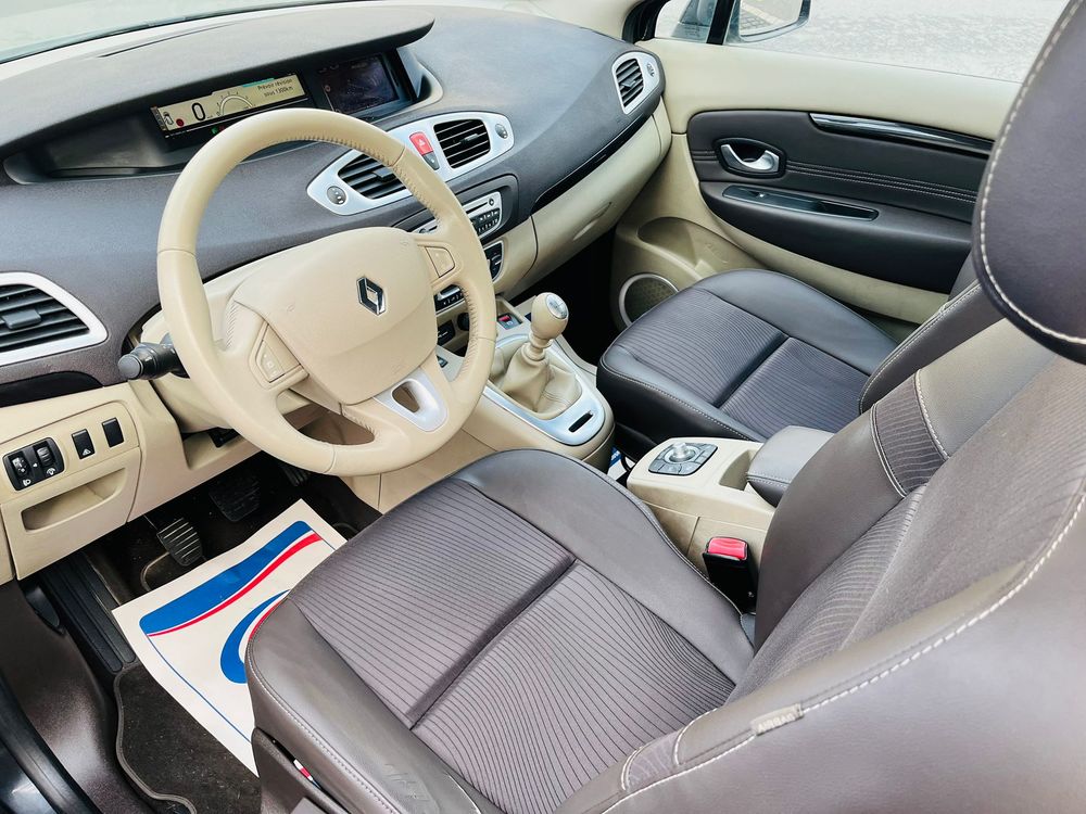 Sc&eacute;nic III Scenic III dCi 130 FAP Privil&egrave;ge Euro 5 2009 occasion 78800 Houilles