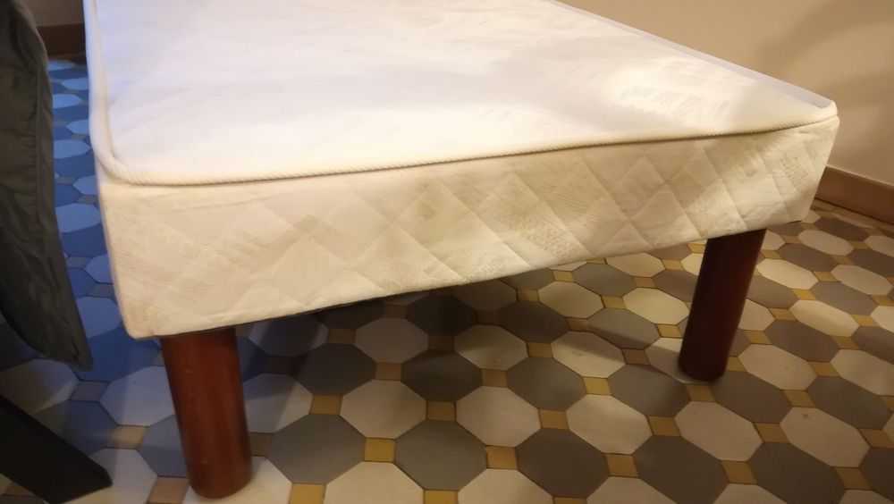 Sommier tapissier 1 personne Meubles