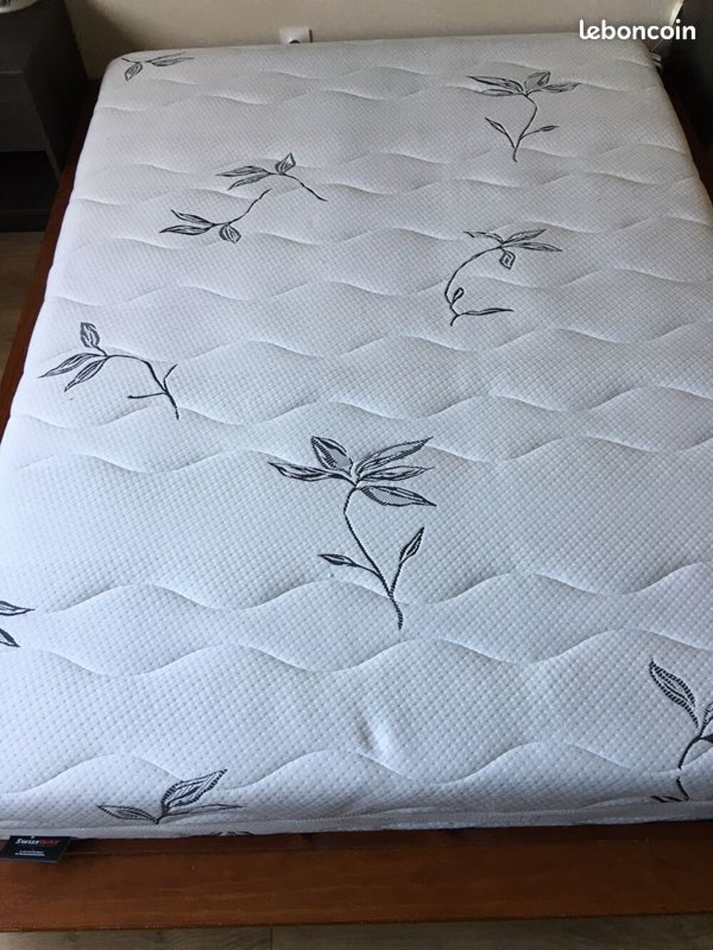 Matelas 140x90cm + sommier bois macif Meubles
