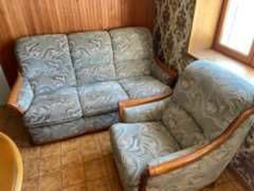 canap&eacute; 3 places avec 1 fauteuil Meubles