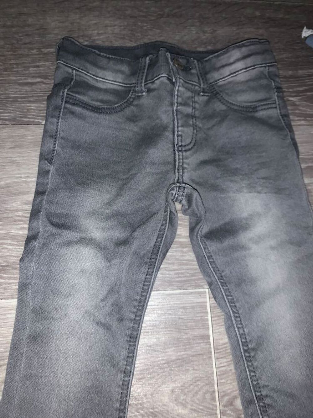 V&Ecirc;TEMENTS 12 MOIS Vêtements enfants
