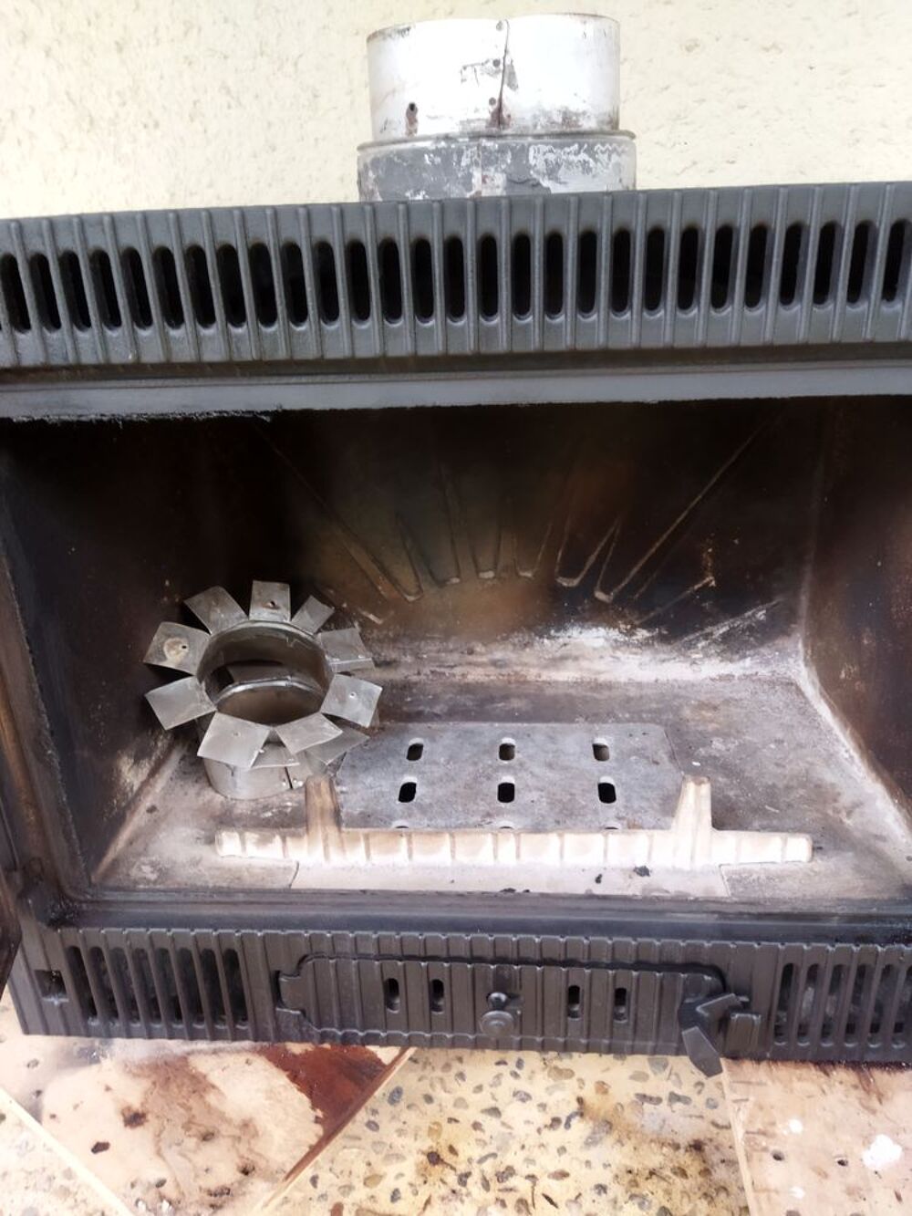 insert de chemin&eacute;e fonte noire bon &eacute;tat Bricolage