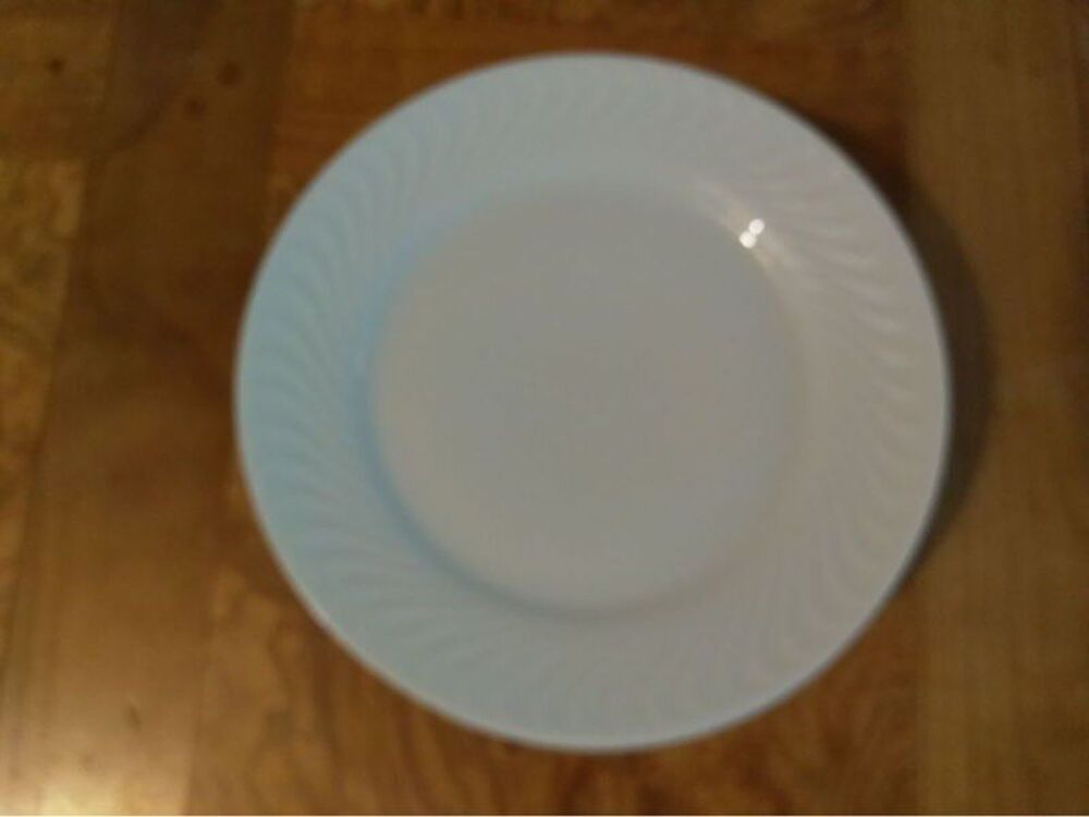 6 assiettes &agrave; dessert en porcelaine Cuisine