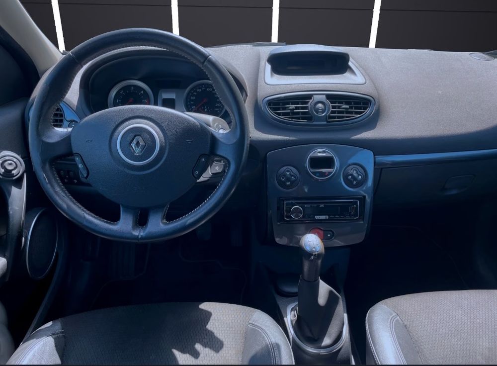 Clio III Clio 1.5 dCi 105 Dynamique FAP 2007 occasion 20260 Calvi