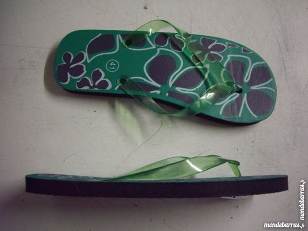 Tongs Mixte pointure 41 -neuves Chaussures