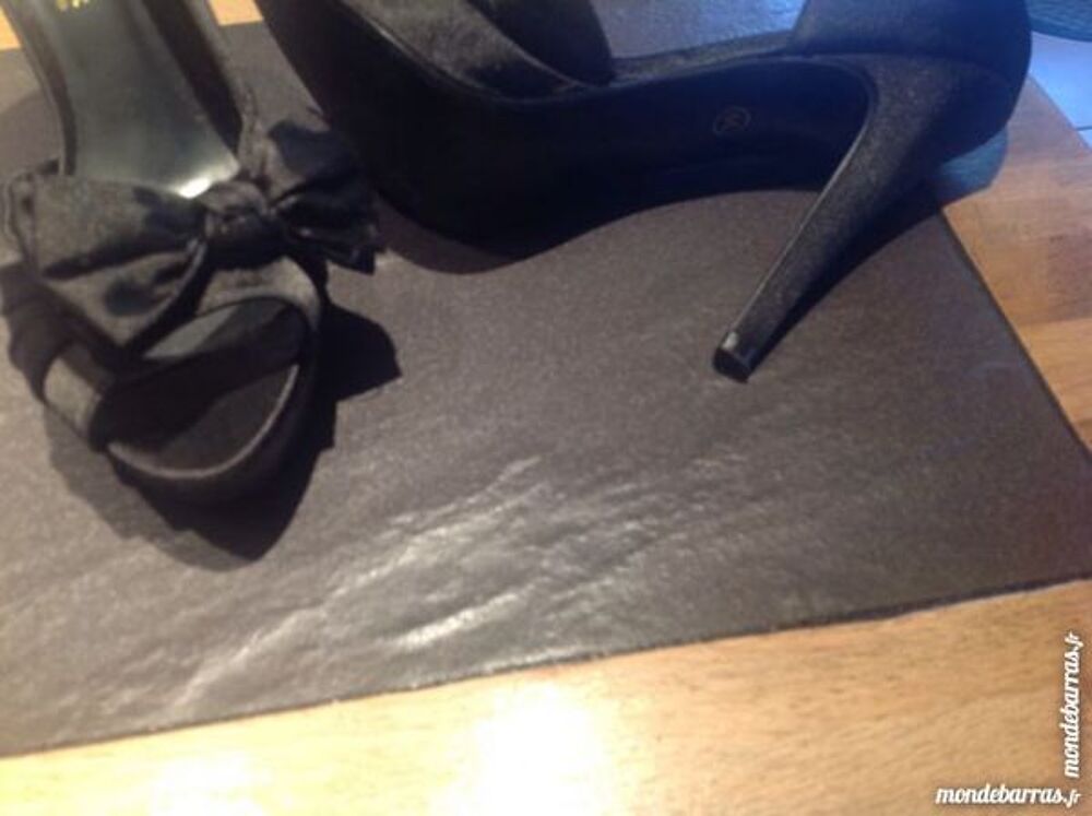 Chaussures neuves Chaussures