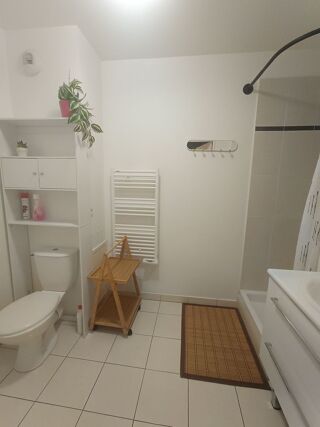  Appartement à louer 2 pièces 35 m²