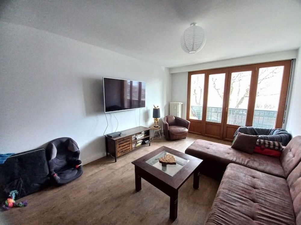 Vente Appartement SAINT JEAN DE MAURIENNE Proximité Collège et Lycée T4 spacieux 84 m2 + Grand balcon Saint-jean-de-maurienne