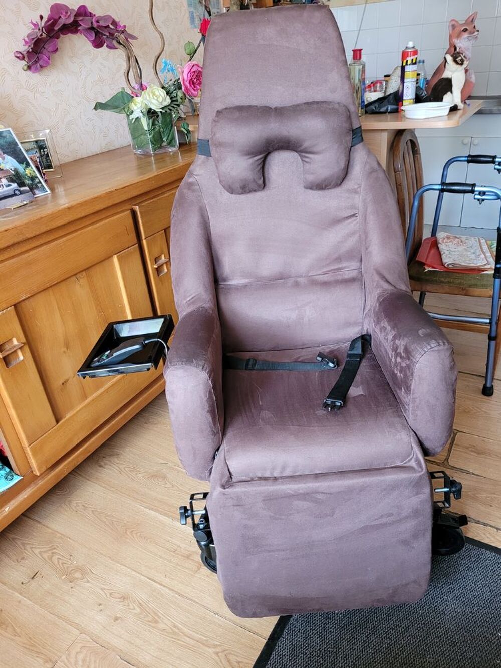 Fauteuil coque m&eacute;dicalis&eacute; &eacute;lectrique Meubles