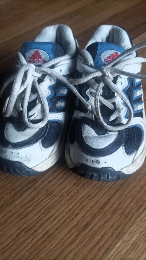 Adidas 21 baskets garon 12 - 24 mois sport TBE 5 Brienne-le-Chteau (10)