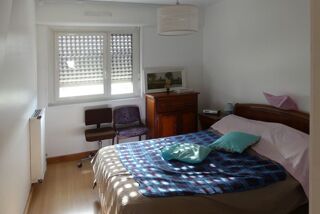  Appartement à louer 4 pièces 93 m²