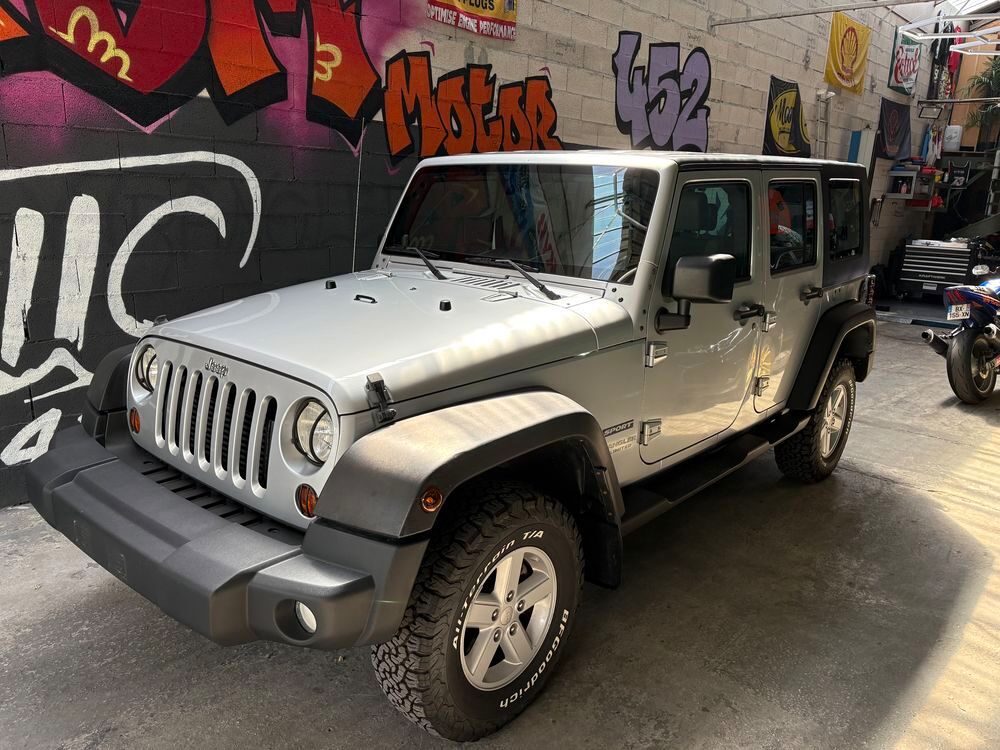 Wrangler JKU sport 2,8 CRD 2008 occasion 83260 La Crau