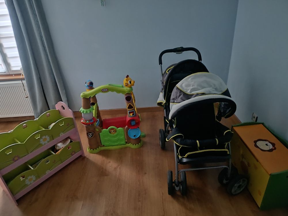 Lits b&eacute;b&eacute;.,... Mobilier enfants