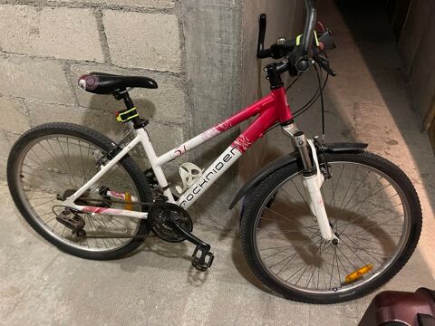 VTT femme  M 70 Poissy (78)