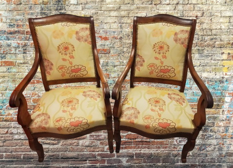 Paire de fauteuils refaits 450 Champagne-au-Mont-d'Or (69)