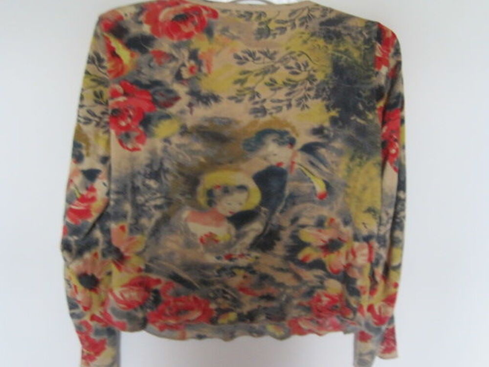 T shirt Vêtements