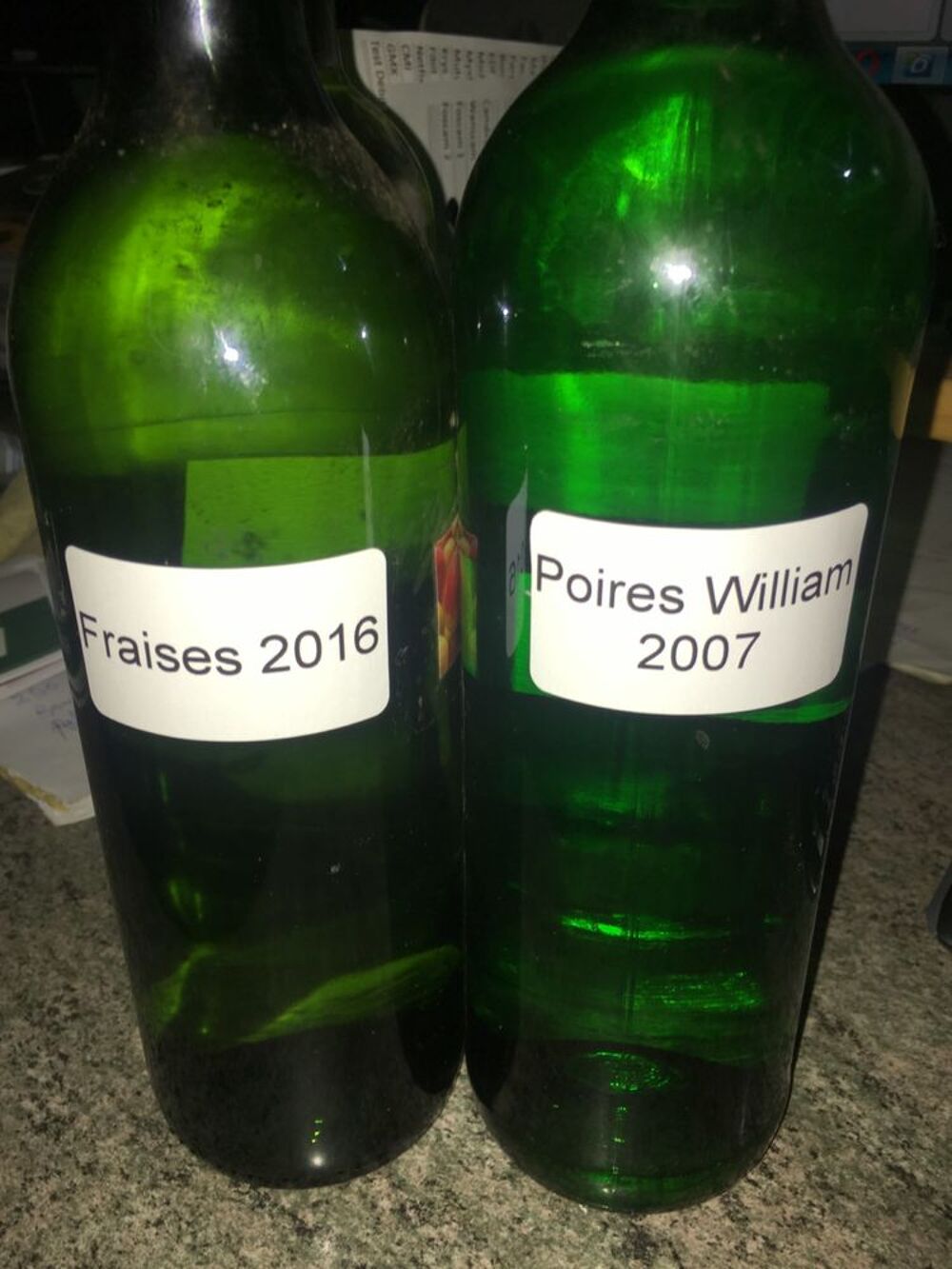 Mirabelle ,Poires William,Fraises , M&eacute;lange de fruits divers Electroménager