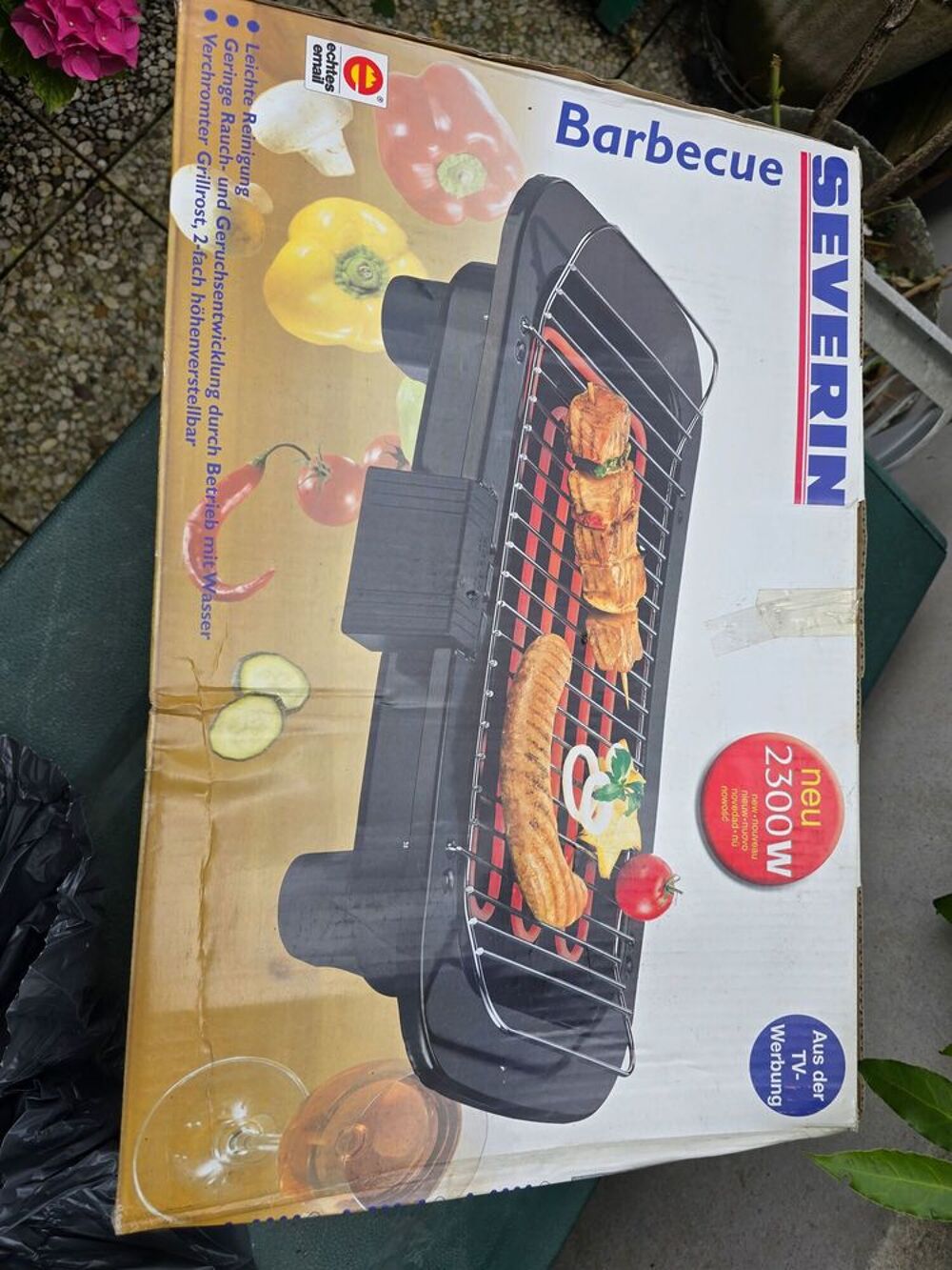 Barbecue &eacute;lectrique 2300 wats
Deux niveaux de cuisson . Jardin
