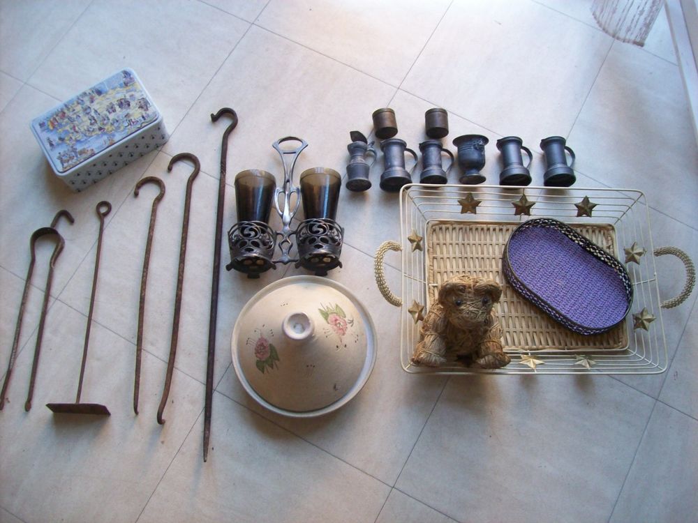 lot d'objets divers pour plantes, cuisine etc ... Décoration