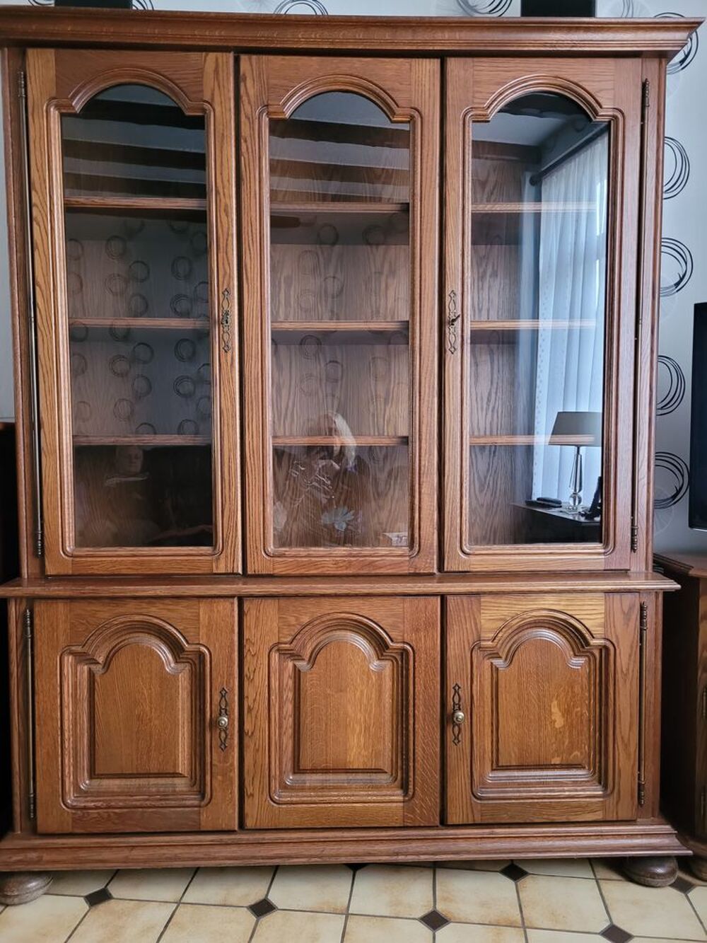 Biblioth&egrave;que en ch&ecirc;ne massif 2 corps (vitrine + bas) ? Tr&egrave;s Décoration