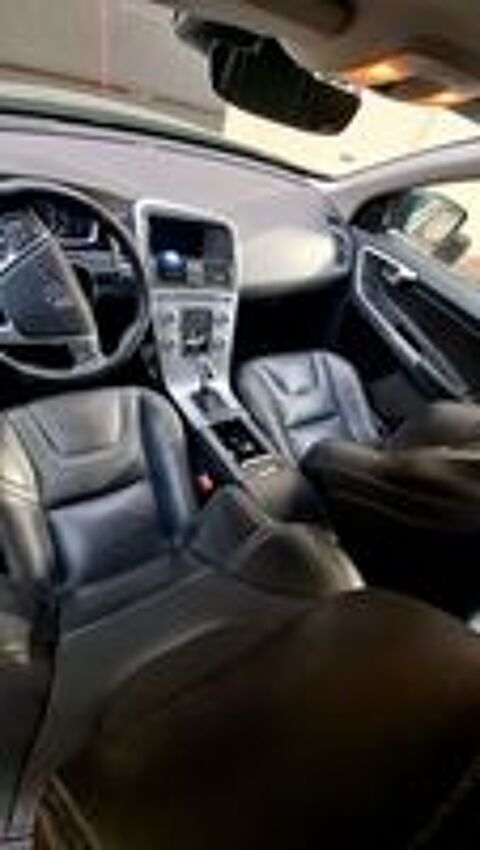 XC60 D4 190 ch Momentum Geartronic A 2016 occasion 33390 Berson