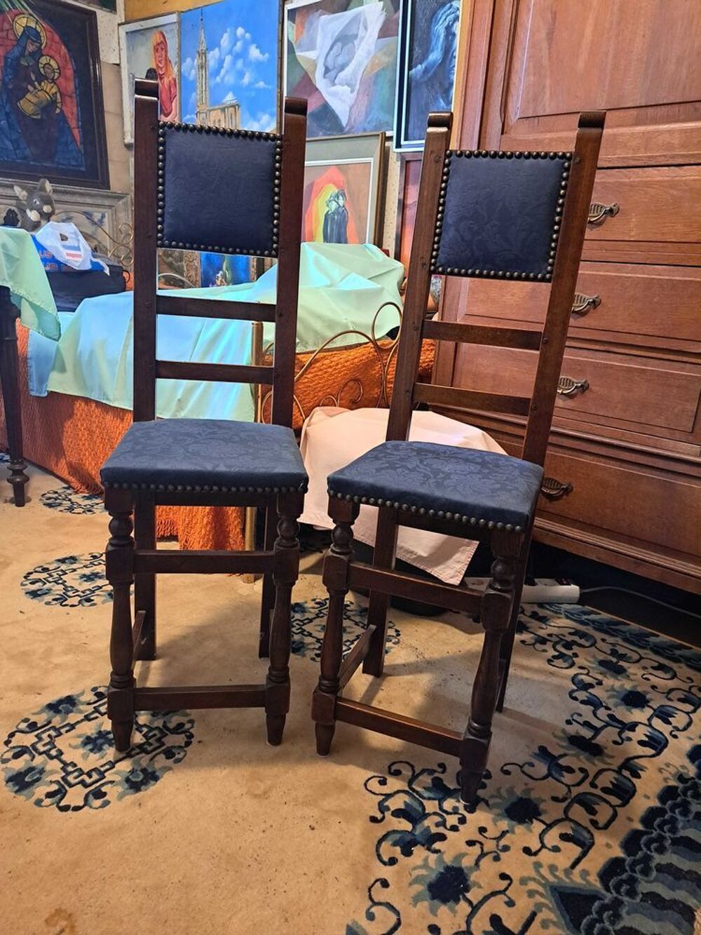 diff&eacute;rentes chaises 